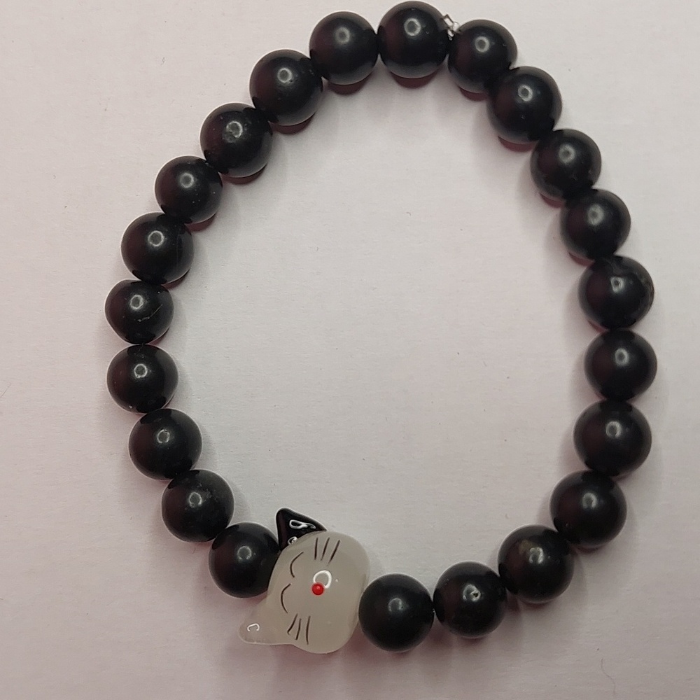 Black Jasper stone 8mm round and glass blown Black & White cat bead bracelet